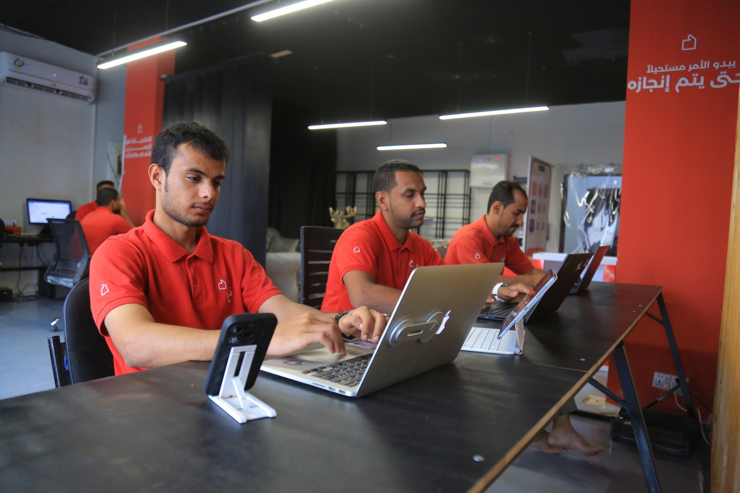 متجر دن استور offer