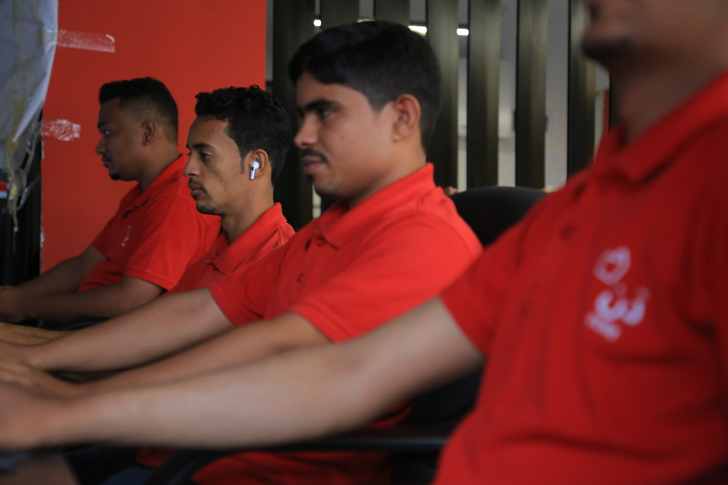 متجر دن استور offer